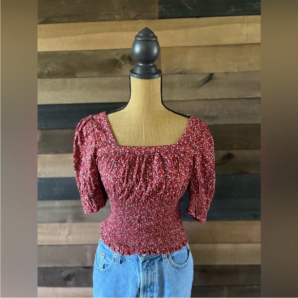 Universal Thread Puff Elbow Sleeve Smocked Fitted Floral Blouse Cottagecore - Picture 3 of 7